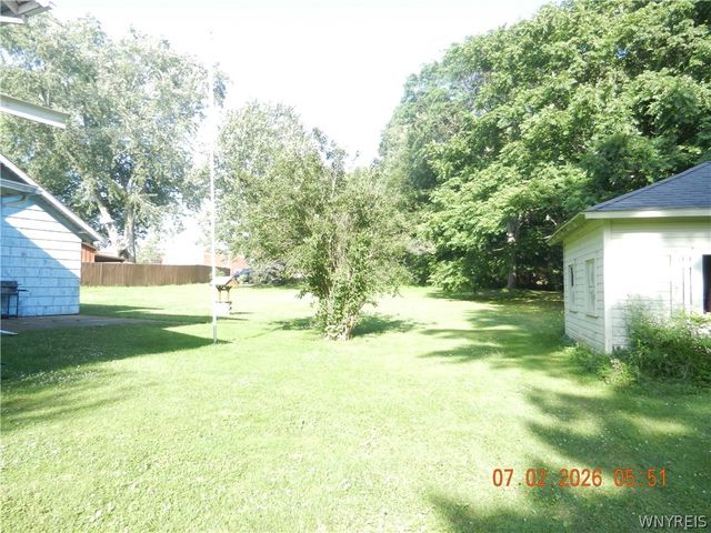 8335 N Main Street, Eden, NY 14057