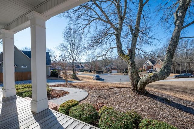 13 Golden Eagle Drive, Adairsville, GA 30103