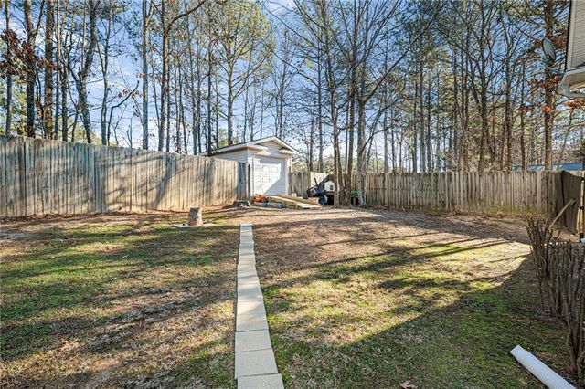 13 Golden Eagle Drive, Adairsville, GA 30103