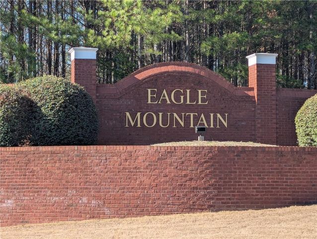 13 Golden Eagle Drive, Adairsville, GA 30103