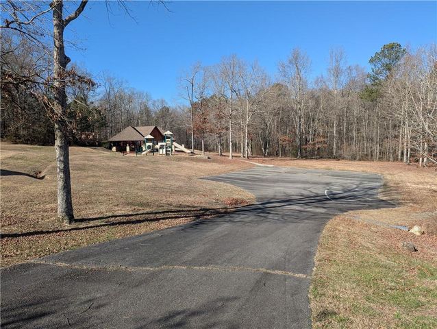 13 Golden Eagle Drive, Adairsville, GA 30103