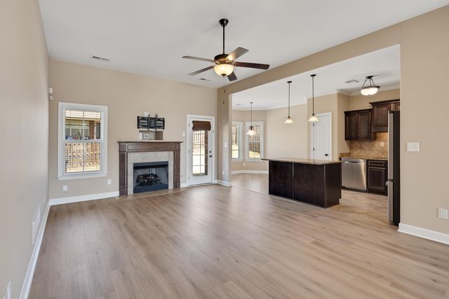 8754 STONY GLEN DR, Bartlett, TN 38133