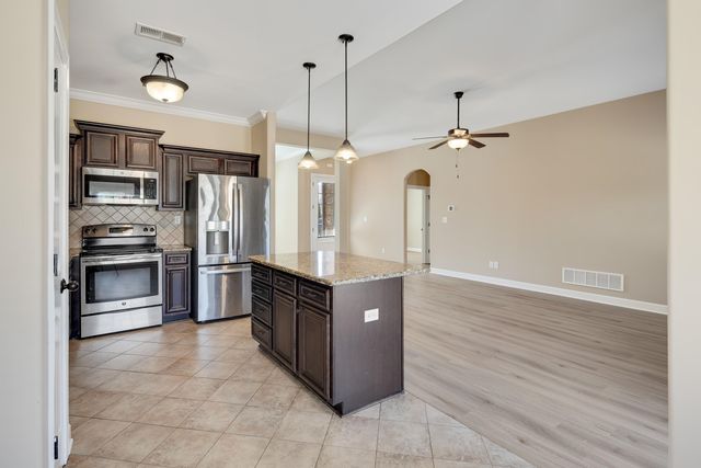 8754 STONY GLEN DR, Bartlett, TN 38133