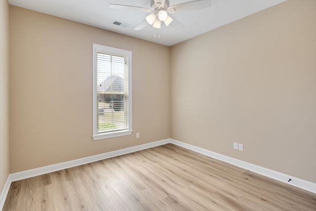 8754 STONY GLEN DR, Bartlett, TN 38133