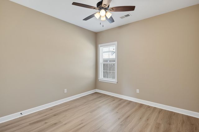 8754 STONY GLEN DR, Bartlett, TN 38133