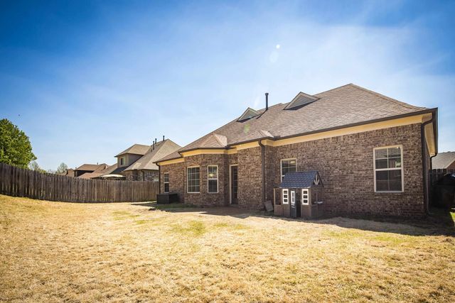 8754 STONY GLEN DR, Bartlett, TN 38133