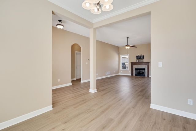 8754 STONY GLEN DR, Bartlett, TN 38133