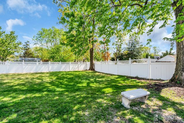 52 Walnut Street, Edison, NJ 08817