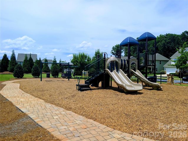 2010 Burton Point Court, Waxhaw, NC 28173