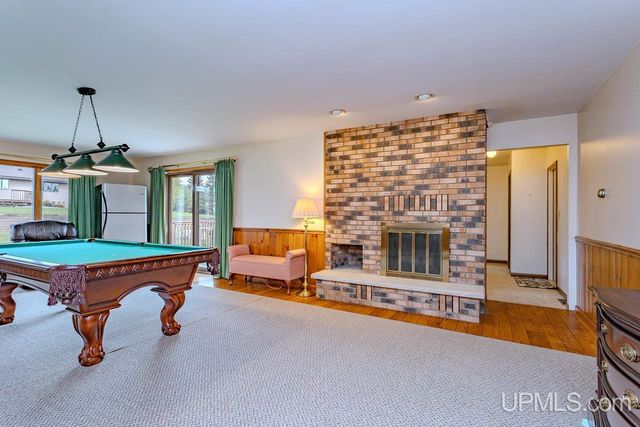 1002 E Gold Street, Bessemer, MI 49911