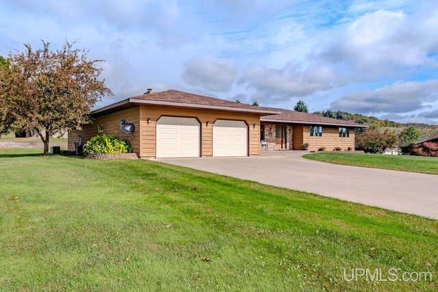 1002 E Gold Street, Bessemer, MI 49911