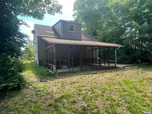 600 N OAKLAND Avenue, Carbondale, IL 62901