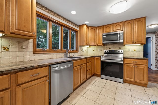 779 Mott Hill Road, Glastonbury, CT 06073