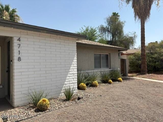 4718 W SHANGRI LA Road, Glendale, AZ 85304
