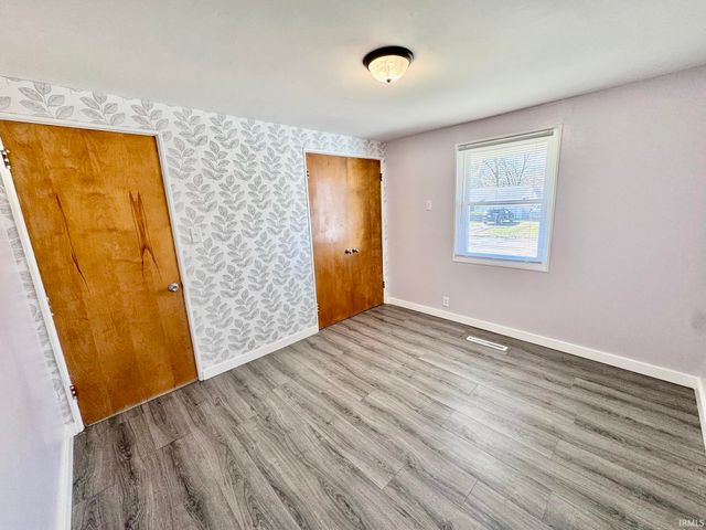 2828 Southridge Drive, South Bend, IN 46614