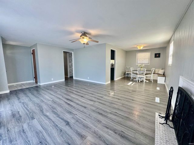 2828 Southridge Drive, South Bend, IN 46614