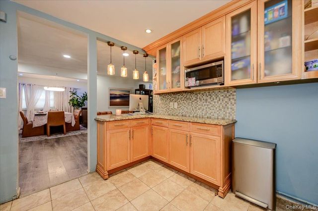 1497 Park Street, Atlantic Beach, NY 11509