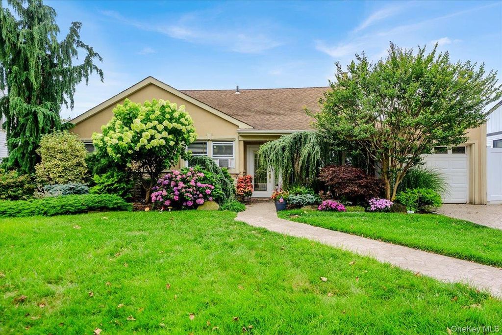 1497 Park Street, Atlantic Beach, NY 11509
