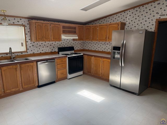 1735 NW Lyman Rd Lot 13, Topeka, KS 66608