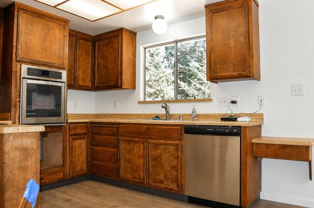 20131 Shake Ridge Rd, Volcano, CA 95689