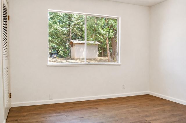 20131 Shake Ridge Rd, Volcano, CA 95689