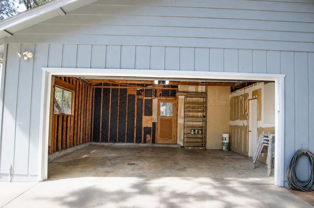 20131 Shake Ridge Rd, Volcano, CA 95689