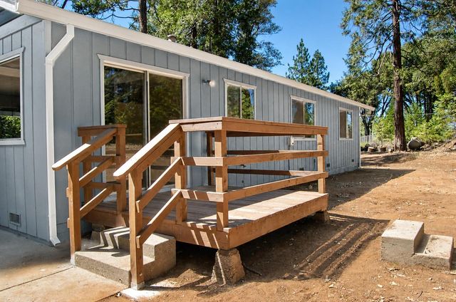 20131 Shake Ridge Rd, Volcano, CA 95689