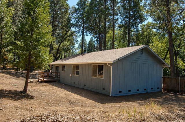 20131 Shake Ridge Rd, Volcano, CA 95689