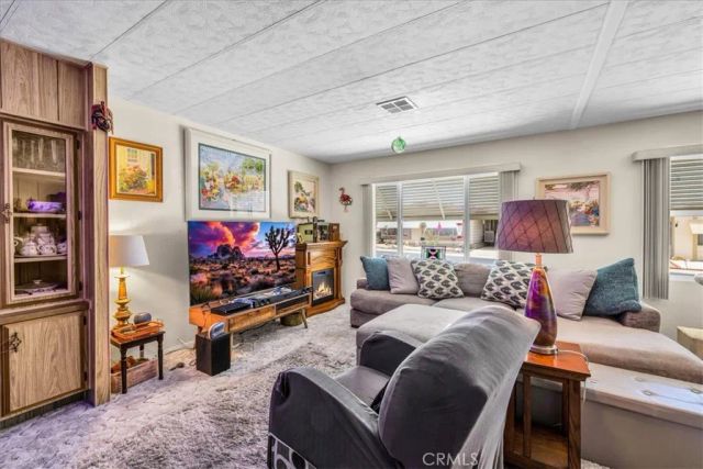 7501 Palm 151, Yucca Valley, CA 92284