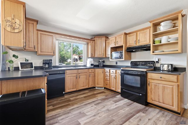 706 E IOWA, Rapid City, SD 57701