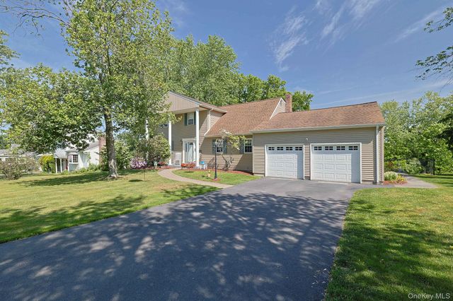 10 The Drive, Westtown, NY 10998