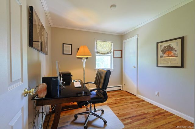 10 The Drive, Westtown, NY 10998