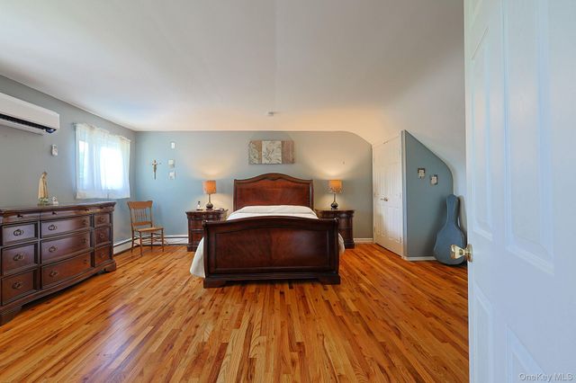 10 The Drive, Westtown, NY 10998