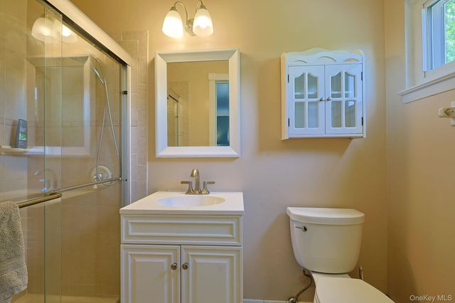 10 The Drive, Westtown, NY 10998