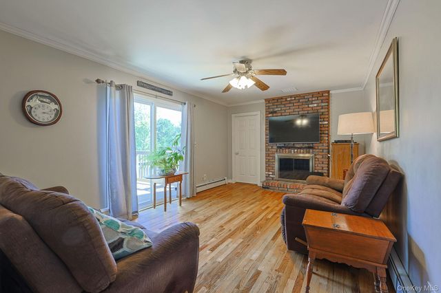 10 The Drive, Westtown, NY 10998