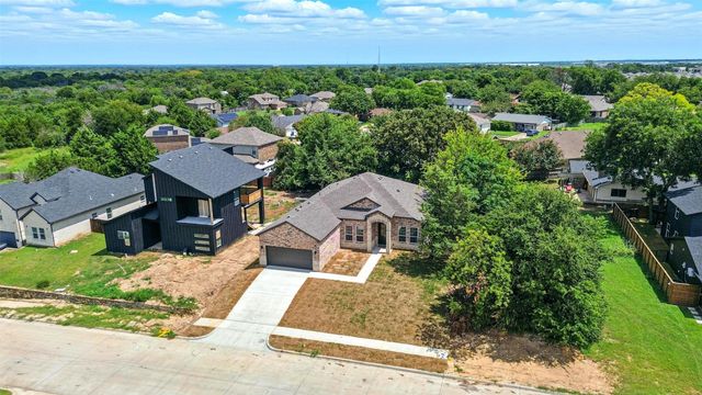 716 Oak Creek Drive, Hutchins, TX 75141