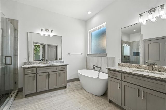 716 Oak Creek Drive, Hutchins, TX 75141