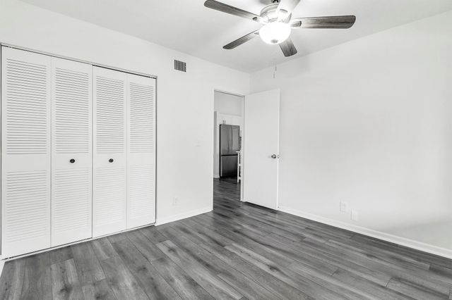 6392 Chasewood Drive F, Jupiter, FL 33458