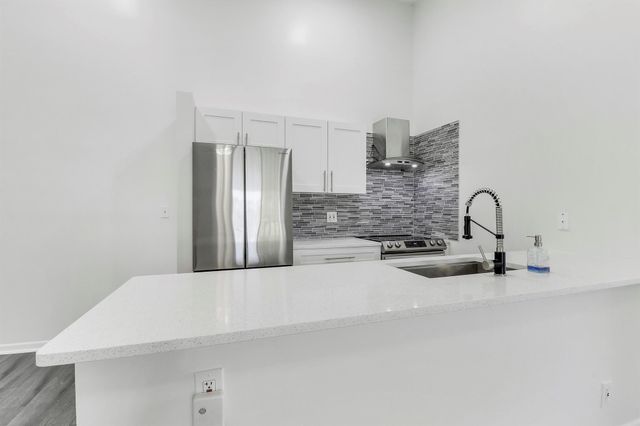 6392 Chasewood Drive F, Jupiter, FL 33458