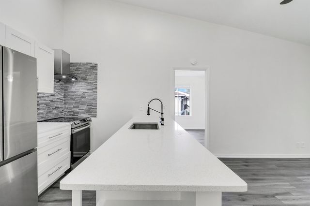 6392 Chasewood Drive F, Jupiter, FL 33458