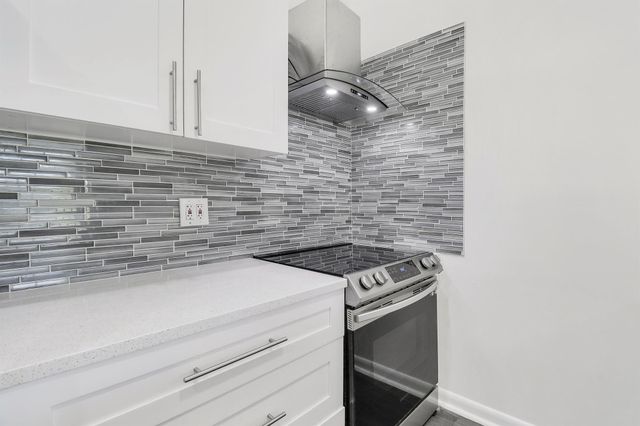 6392 Chasewood Drive F, Jupiter, FL 33458