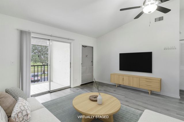 6392 Chasewood Drive F, Jupiter, FL 33458