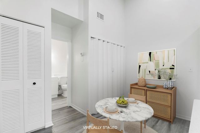 6392 Chasewood Drive F, Jupiter, FL 33458