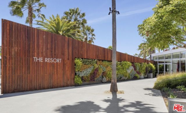 13200 Pacific 219, Los Angeles, CA 90094