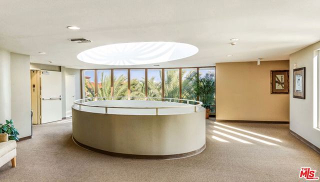 13200 Pacific 219, Los Angeles, CA 90094