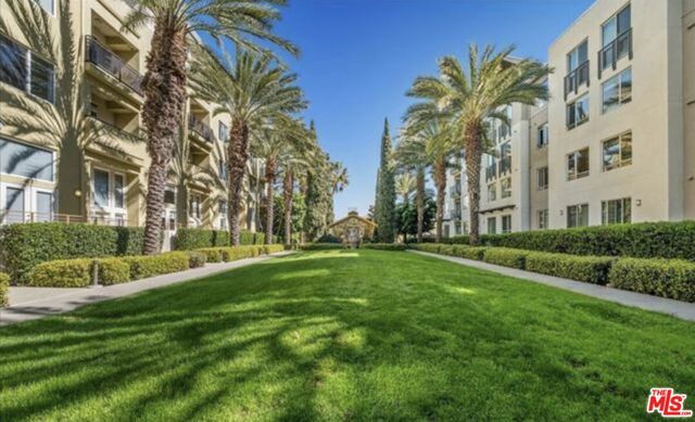 13200 Pacific 219, Los Angeles, CA 90094