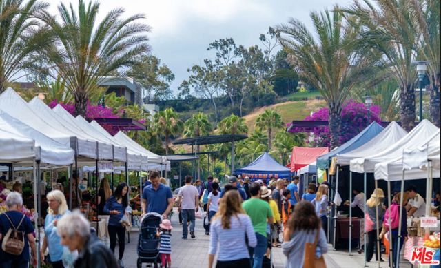 13200 Pacific 219, Los Angeles, CA 90094