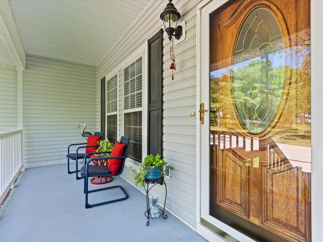 17515 Richter Rd, Rogersville, AL 35652