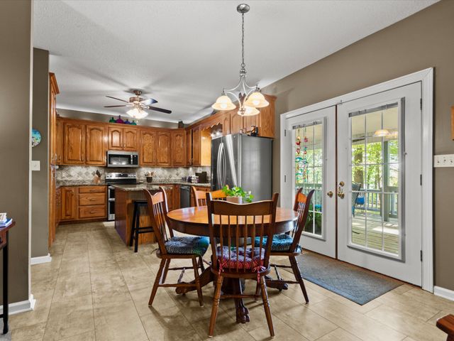 17515 Richter Rd, Rogersville, AL 35652