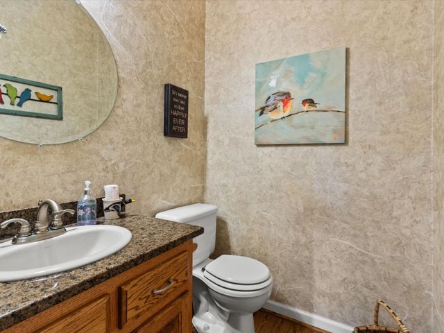 17515 Richter Rd, Rogersville, AL 35652